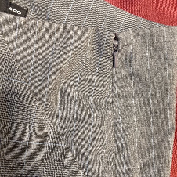 Club Monaco Plaid Skirt - Picture 6 of 10